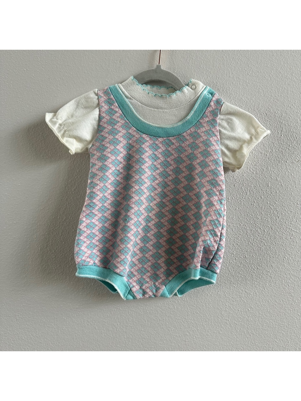 Healh tex Vintage Girl's Bubble size 9M